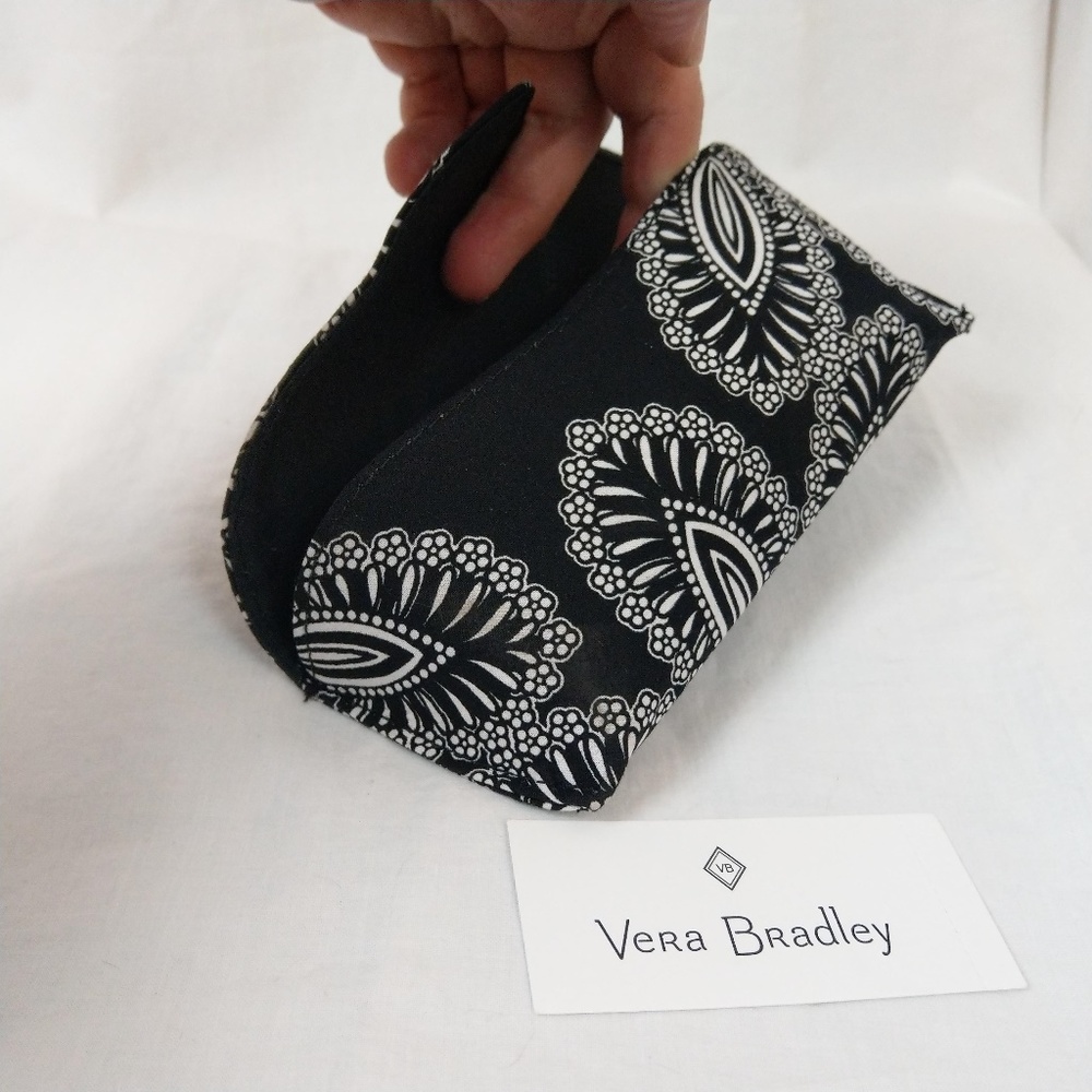 BNWT Vera Bradley Blanco Bouquet Eyeglasses Case - Picture 3 of 8